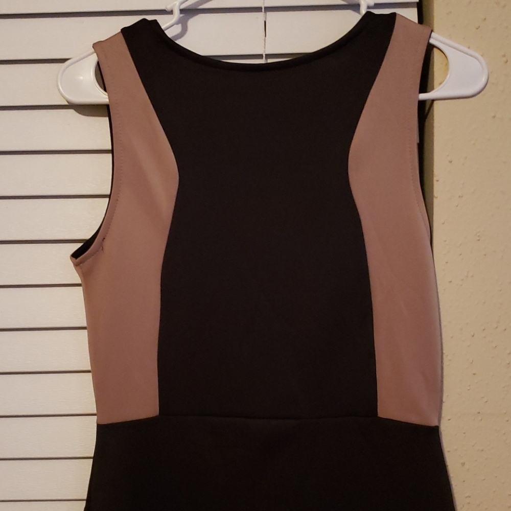 Dress - Picture 3 of 5